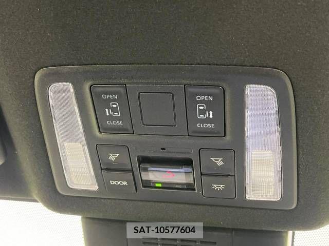 Toyota VOXY HYBRID 2022-01 239237-4