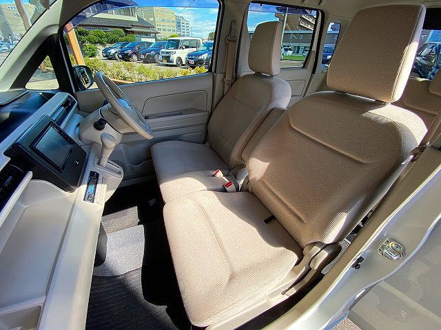 Suzuki WAGON R 2018-02 15647-12