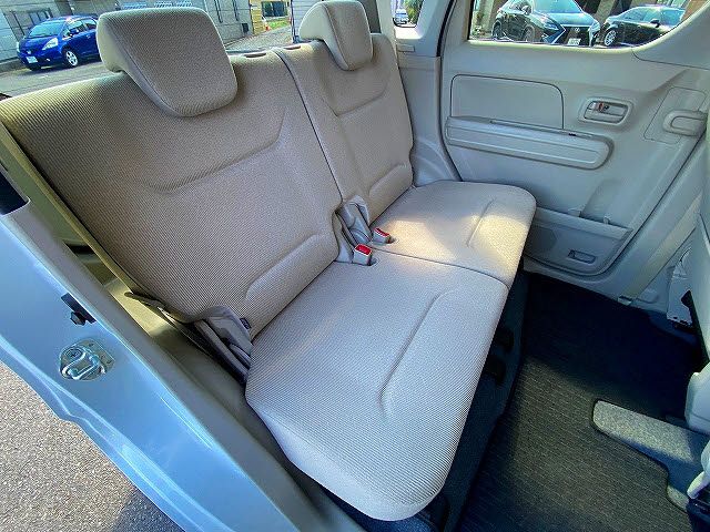 Suzuki WAGON R 2018-02 15647-3