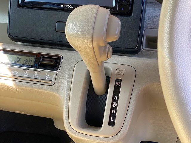 Suzuki WAGON R 2018-02 15647-19