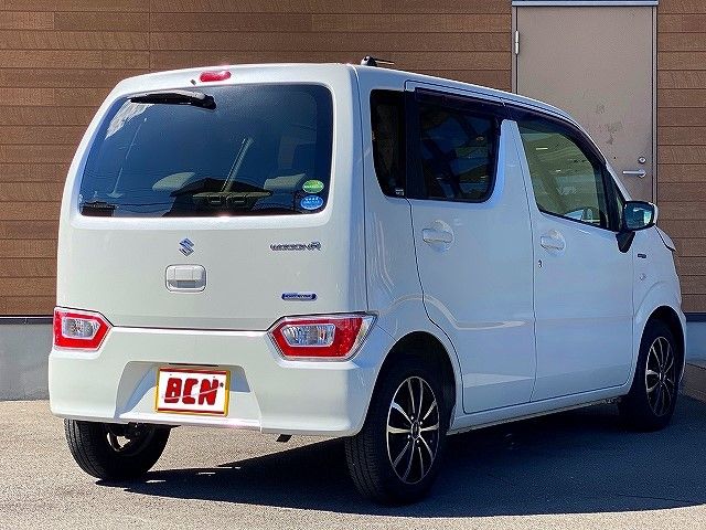 Suzuki WAGON R 2018-02 15647-2