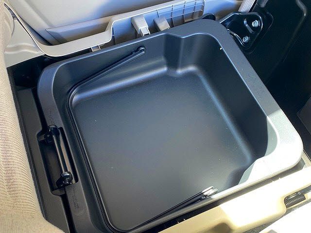 Suzuki WAGON R 2018-02 15647-17