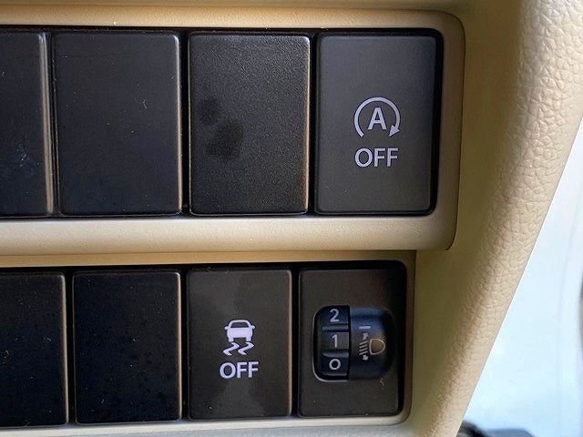 Suzuki WAGON R 2018-02 15647-16