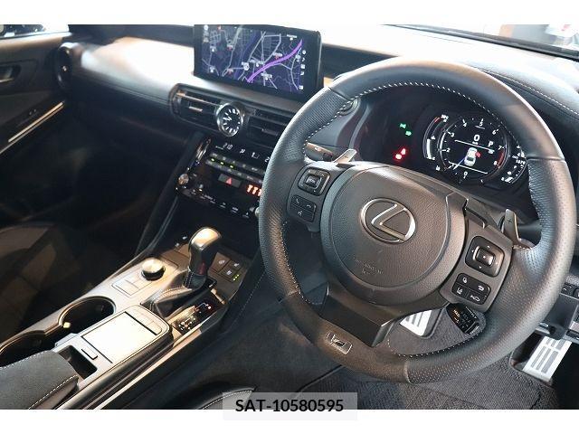 Lexus IS 2023-06 397102-17
