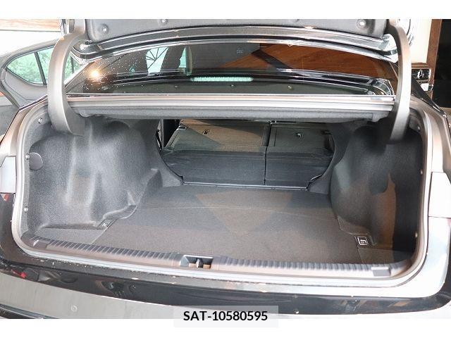 Lexus IS 2023-06 397102-29