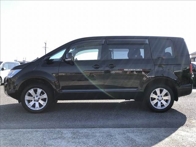 Mitsubishi DELICA D5 2018-07 8768-14