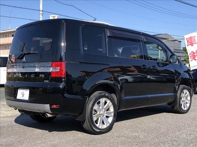 Mitsubishi DELICA D5 2018-07 8768-16