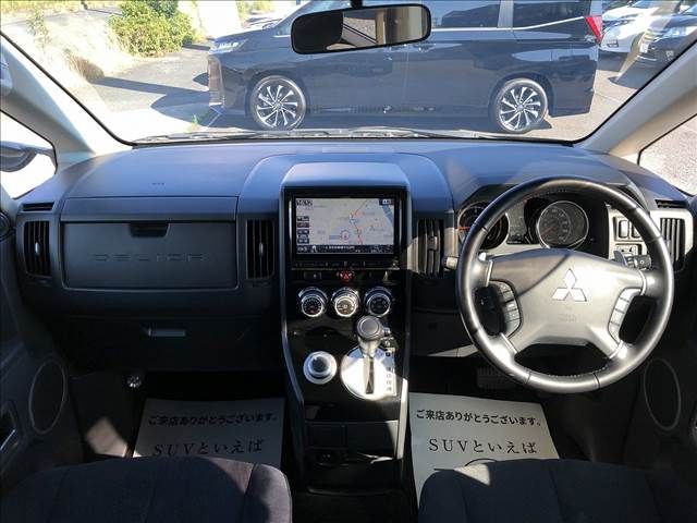 Mitsubishi DELICA D5 2018-07 8768-1