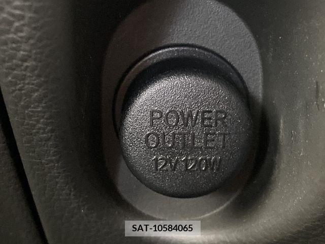 Nissan CUBE 2017-04 295449-9