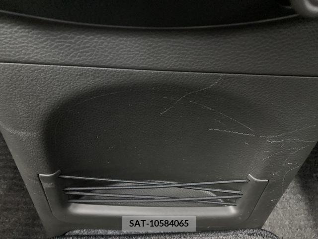 Nissan CUBE 2017-04 295449-10