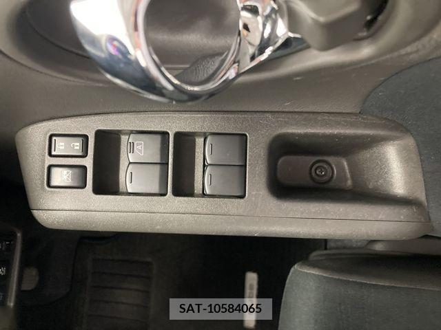 Nissan CUBE 2017-04 295449-16
