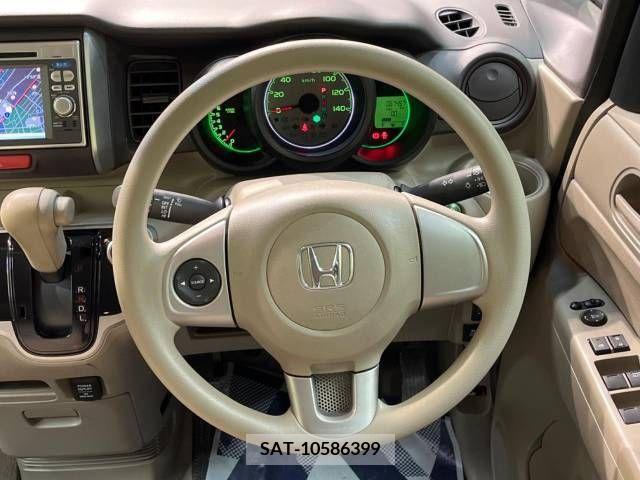 Honda N BOX 2013-06 333835-11