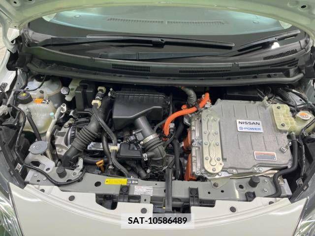 Nissan NOTE 2018-09 365463-18