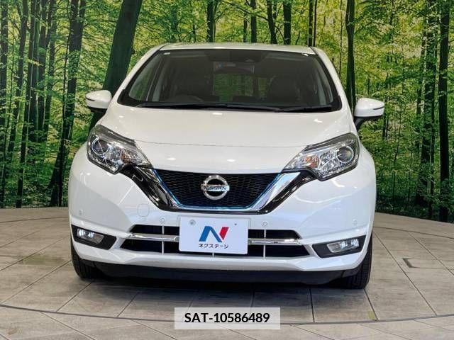 Nissan NOTE 2018-09 365463-14