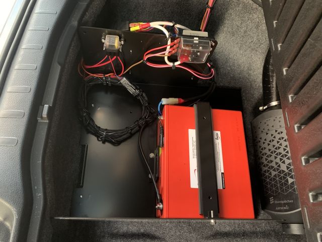 Toyota VOXY 2017-07 193964-22