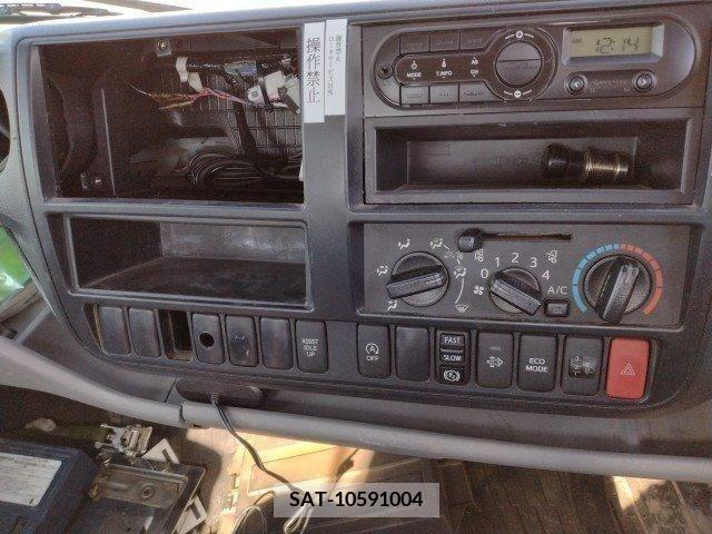 Hino DUTRO 2013-12 320427-6