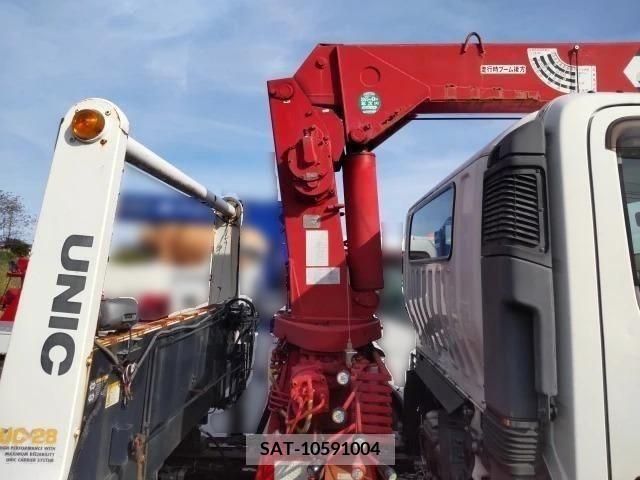 Hino DUTRO 2013-12 320427-13