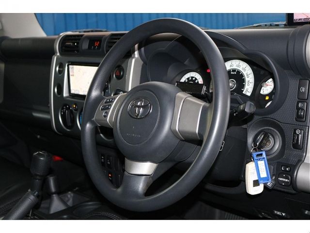 Toyota FJ CRUISER 2011-01 6638-9