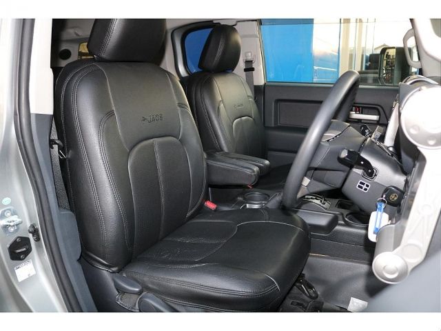 Toyota FJ CRUISER 2011-01 6638-5