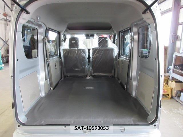 Suzuki EVERY 2024-03 301661-8