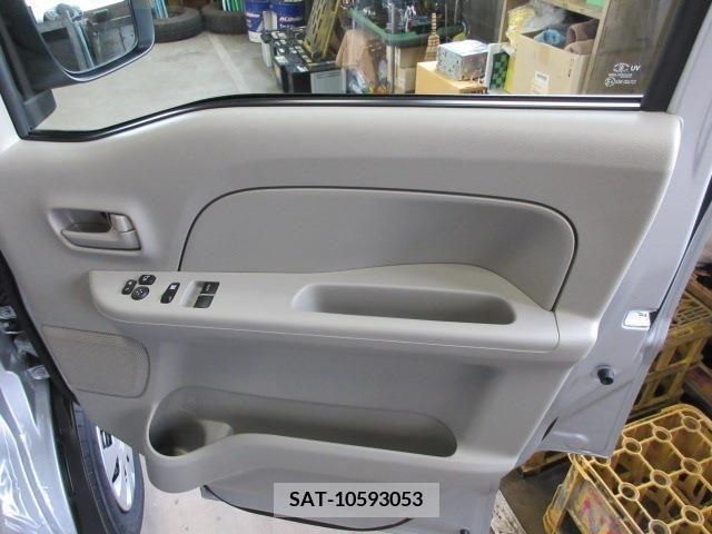 Suzuki EVERY 2024-03 301661-13