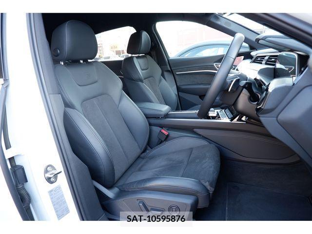 Audi E-TRON 2021-08 318085-15