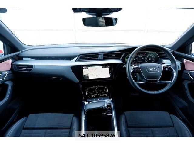 Audi E-TRON 2021-08 318085-29