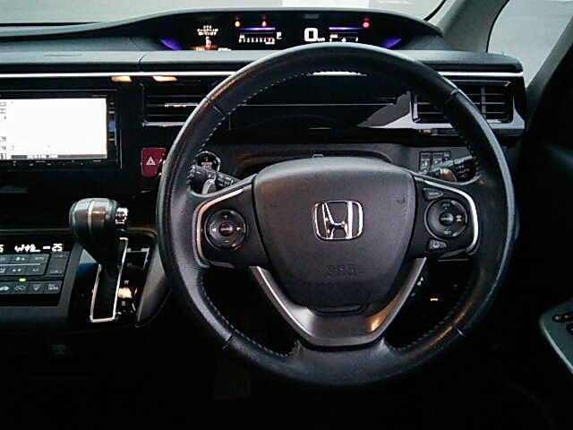 Honda e 2017-01 28953-7