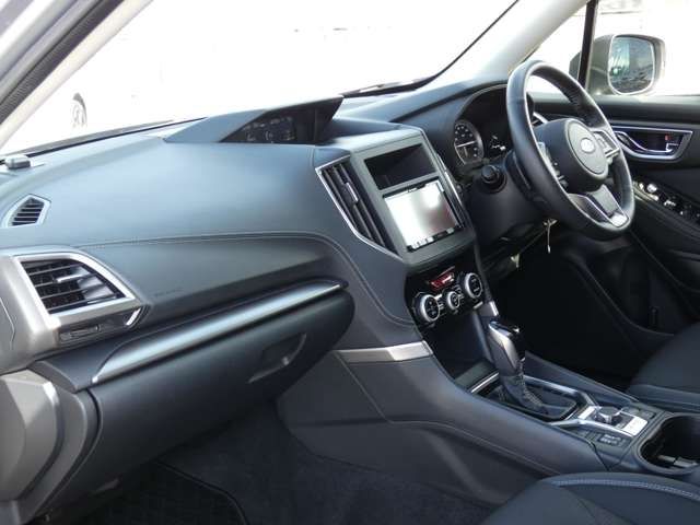 Subaru FORESTER 2019-01 527-1
