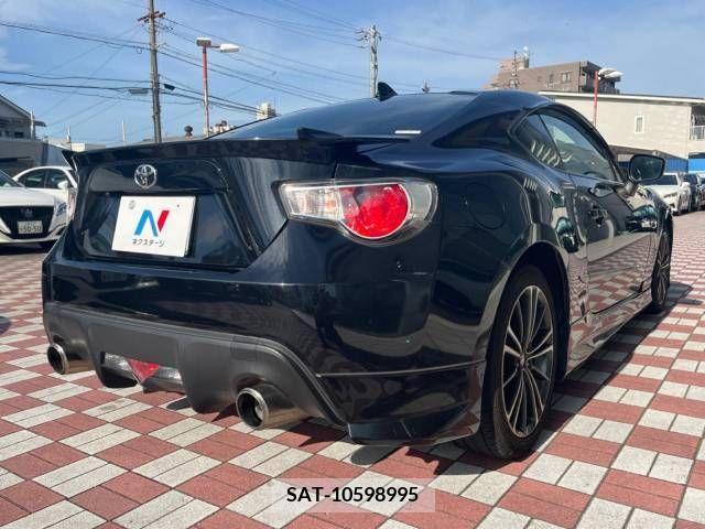 Toyota 86 2015-11 355219-17