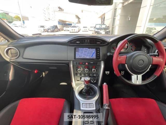 Toyota 86 2015-11 355219-1
