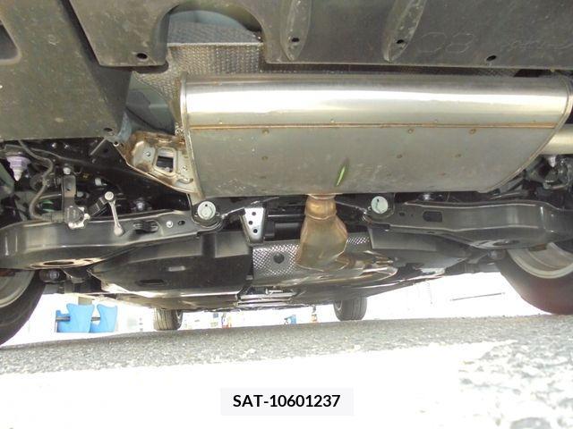 Toyota PRIUS PHV 2020-06 381671-28