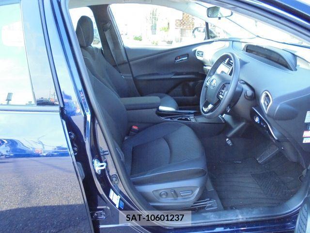Toyota PRIUS PHV 2020-06 381671-10
