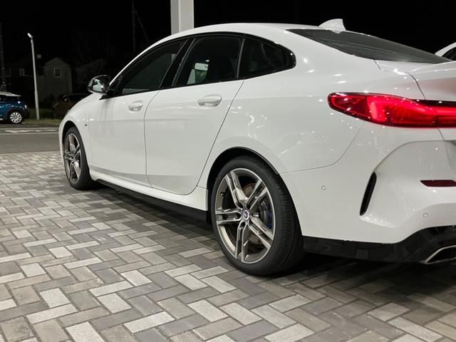 Bmw 2 SERIES 2023-02 13048-11