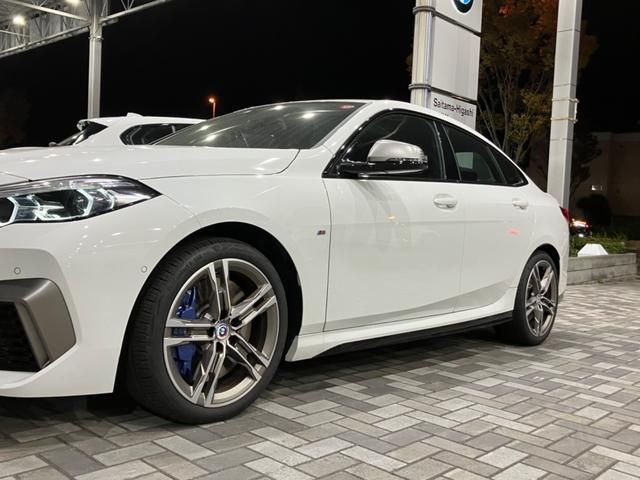 Bmw 2 SERIES 2023-02 13048-9