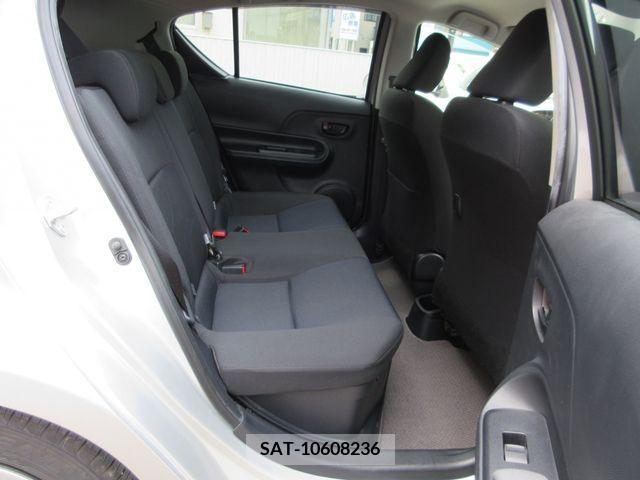 Toyota AQUA 2017-03 291835-11