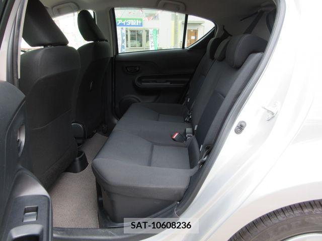 Toyota AQUA 2017-03 291835-12