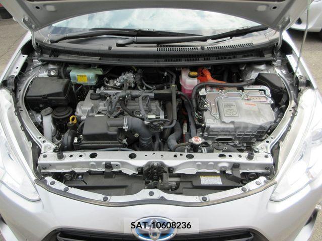Toyota AQUA 2017-03 291835-29