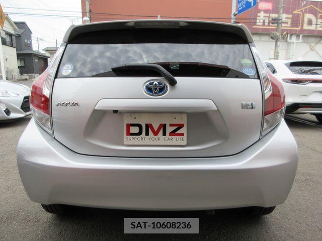 Toyota AQUA 2017-03 291835-3