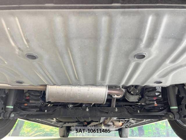 Nissan SERENA 2020-09 284221-18