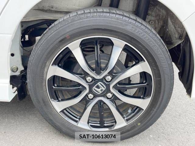 Honda N BOX CUSTOM 2019-05 279329-13