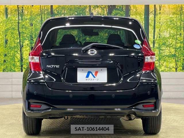 Nissan NOTE 2019-03 380842-15