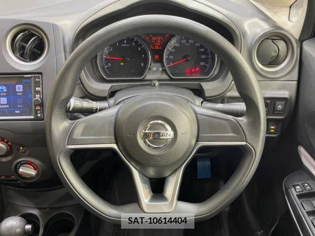 Nissan NOTE 2019-03 380842-11
