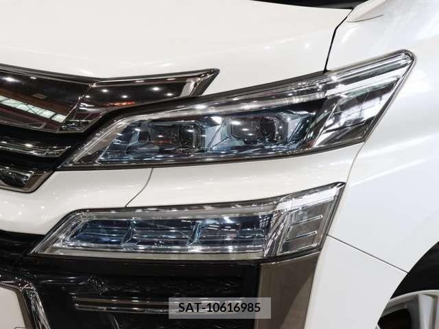 Toyota VELLFIRE 2018-10 244381-4