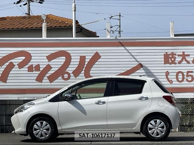 Toyota VITZ 2015-06 246507-4