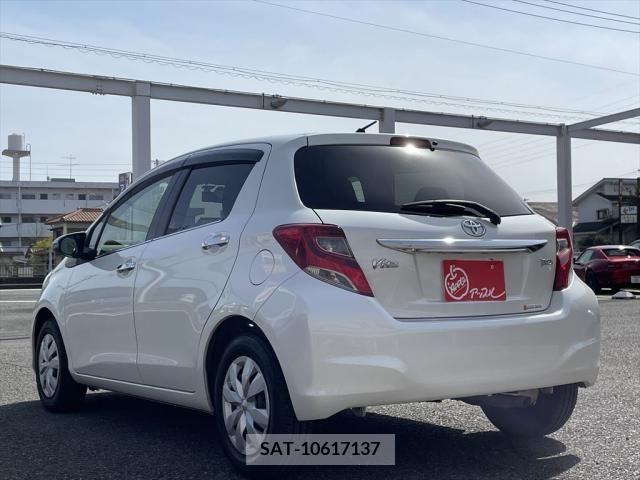 Toyota VITZ 2015-06 246507-8