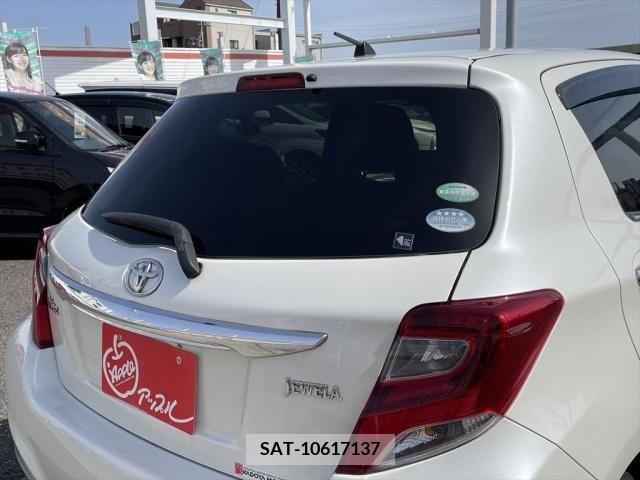 Toyota VITZ 2015-06 246507-17
