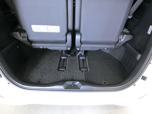 Toyota ALPHARD 2019-12 193989-11