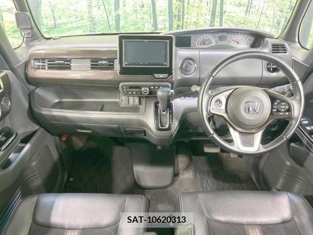 Honda N BOX 2018-07 364475-1