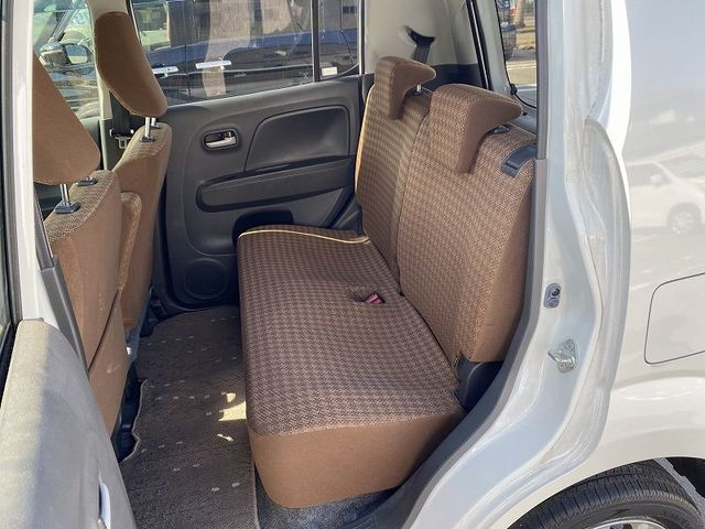Nissan MOCO 2013-01 181398-13